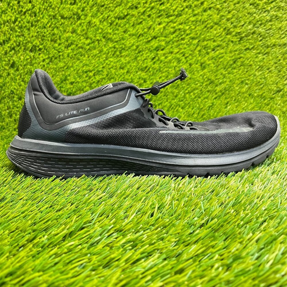 Nike FS Lite Run 4 Mens‎ Size 10 Black Gray Athletic Walk Running Shoes Sneakers